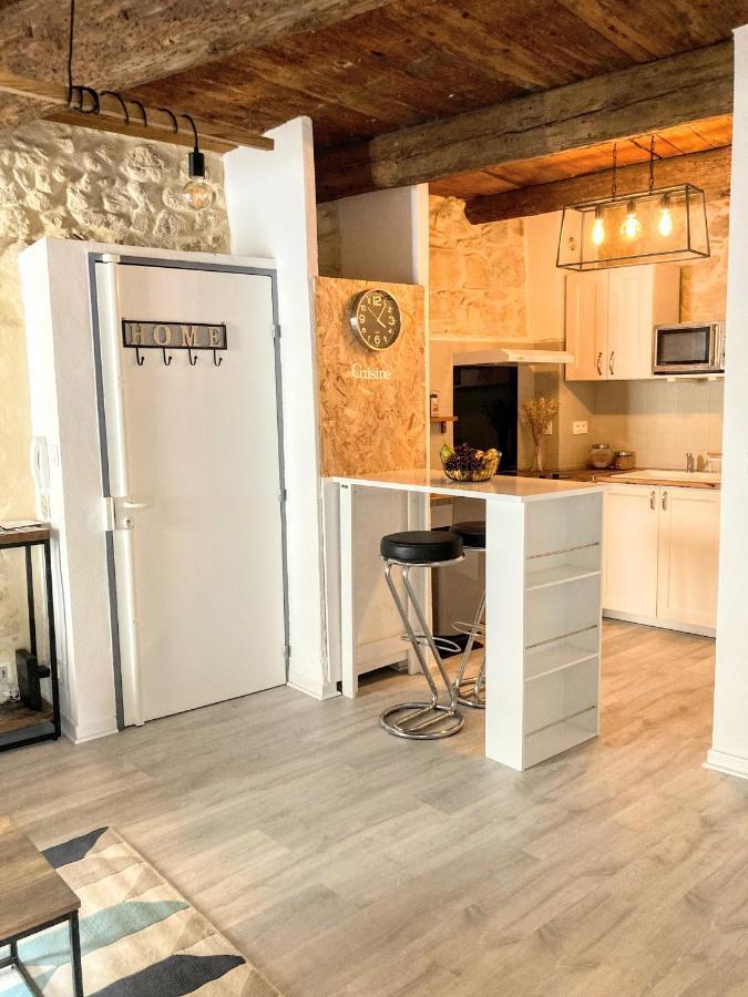 Apartment Immeuble 3 Centre Historique St Gilles Maisoncarreeconciergerie
