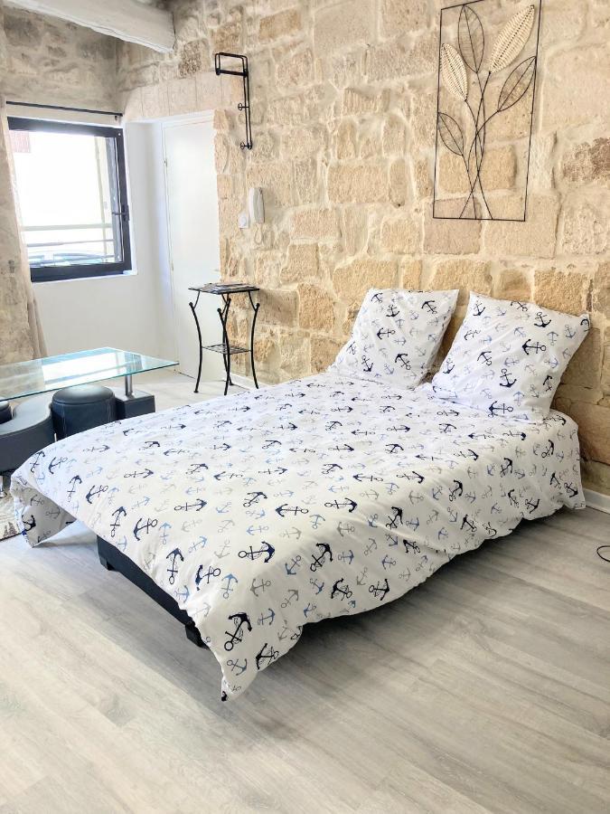 Apartment Immeuble 3 Centre Historique St Gilles Maisoncarreeconciergerie